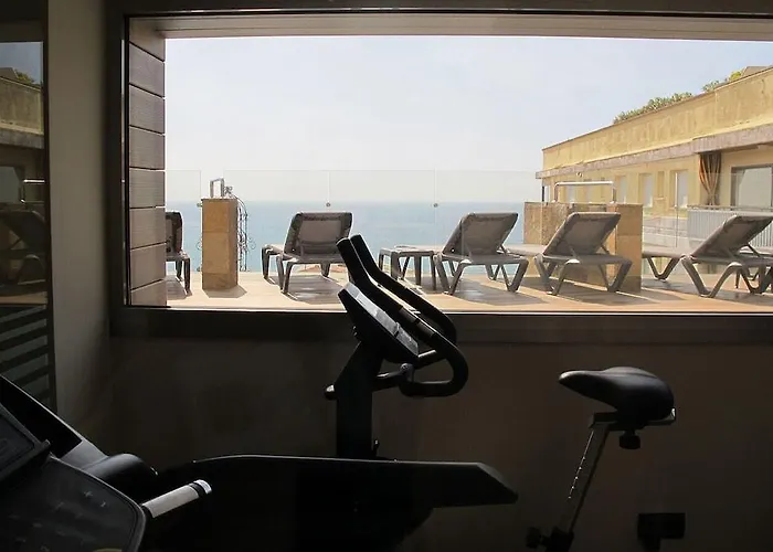 Metropol Ξενοδοχείο 4*