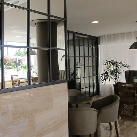 Metropol 4* Λορέτ Ντε Μαρ
