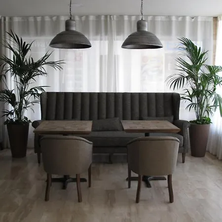Metropol Hotel