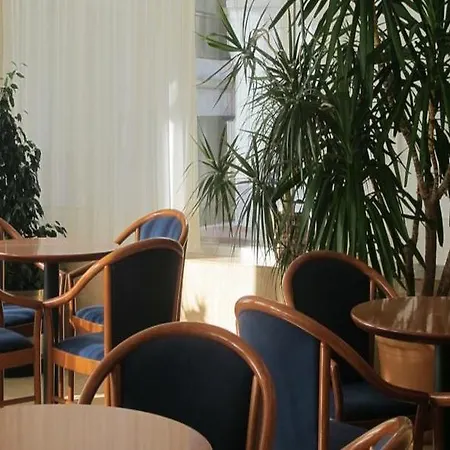 Metropol Ξενοδοχείο 4*