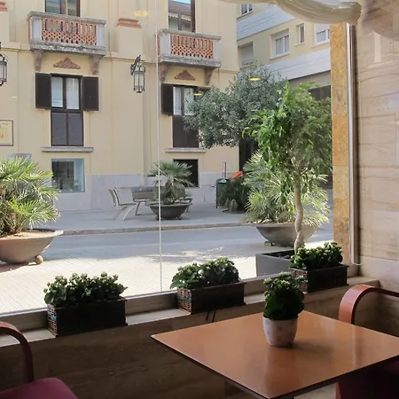 Metropol Ξενοδοχείο